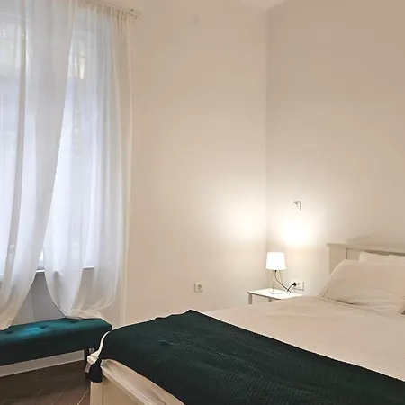 Sea And Retreat - Happy * Opatija