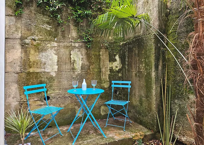 Sea And Retreat - Happy * 奥帕提亚