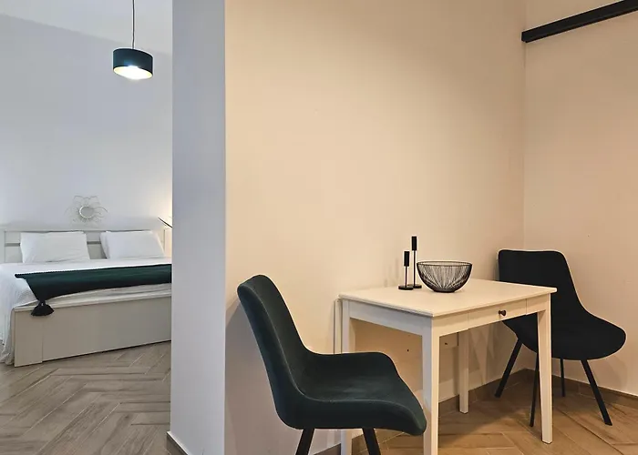 Sea And Retreat - Happy * 奥帕提亚